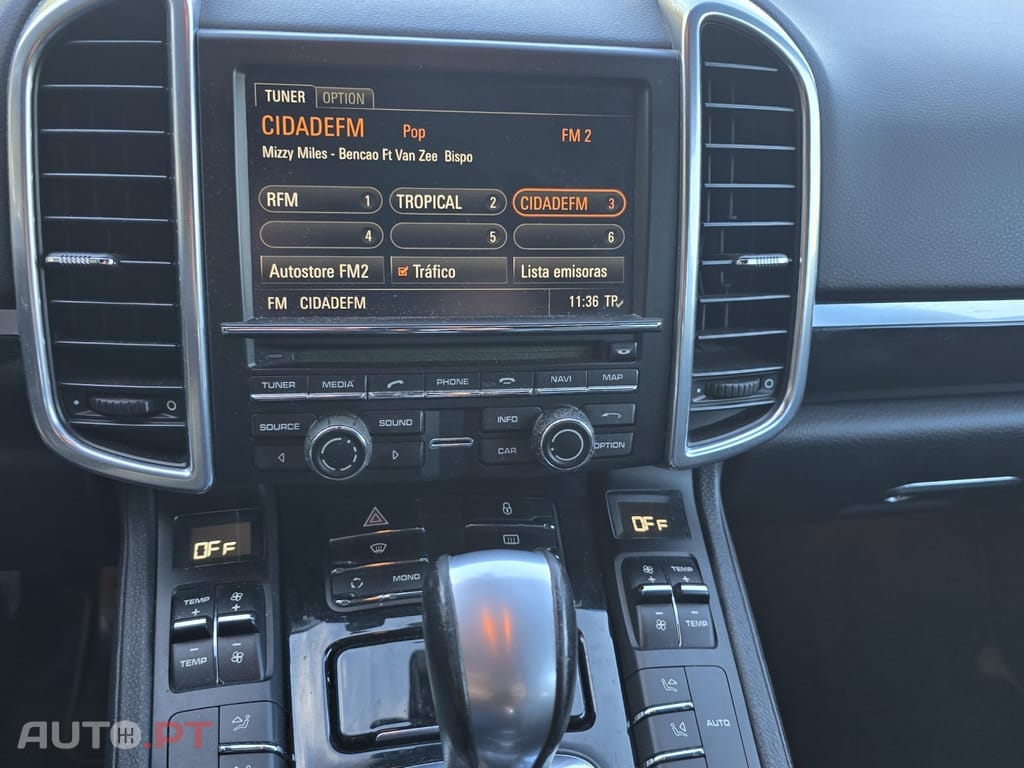 Porsche Cayenne Platinum Edition