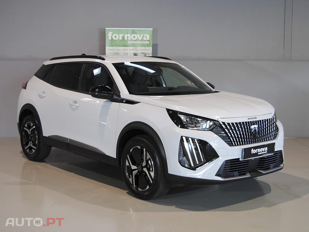Peugeot E-2008 50 kWh Allure Pack