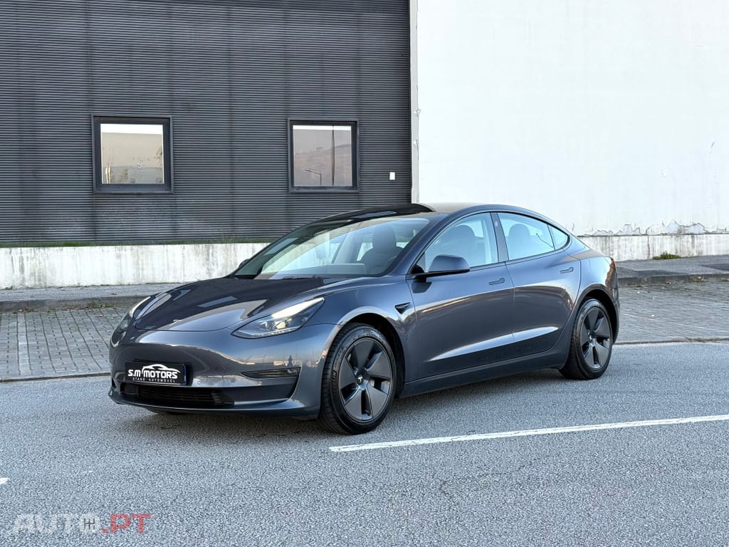 Tesla Model 3 Long-Range Dual Motor AWD