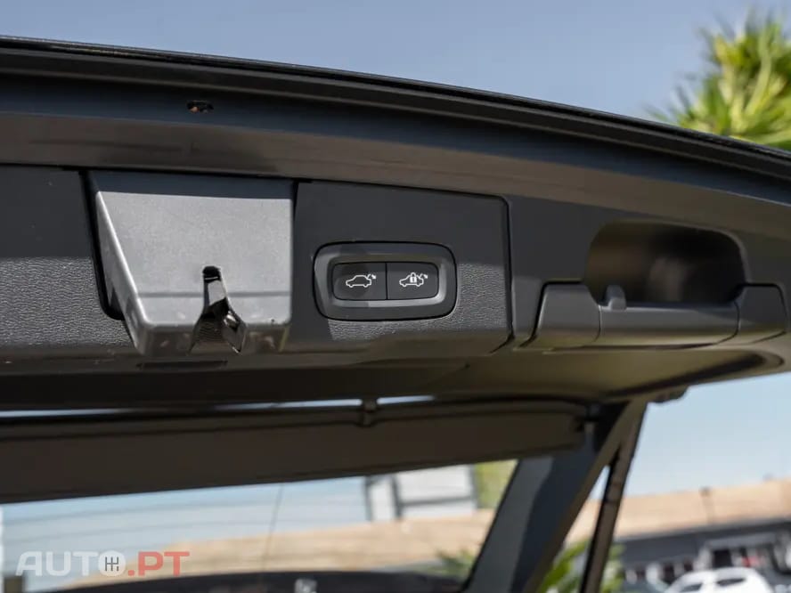 Volvo XC60 T6 AWD Recharge Geartronic Inscription Expression