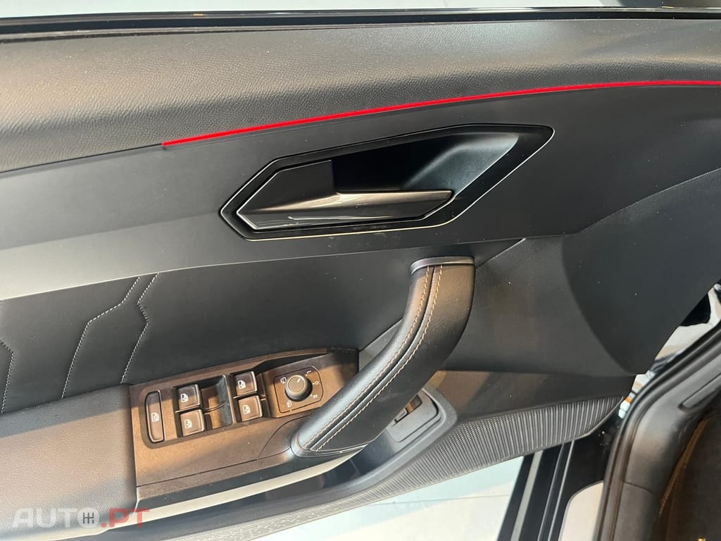 Cupra Leon 1.4 e-Hybrid VZ 245CV
