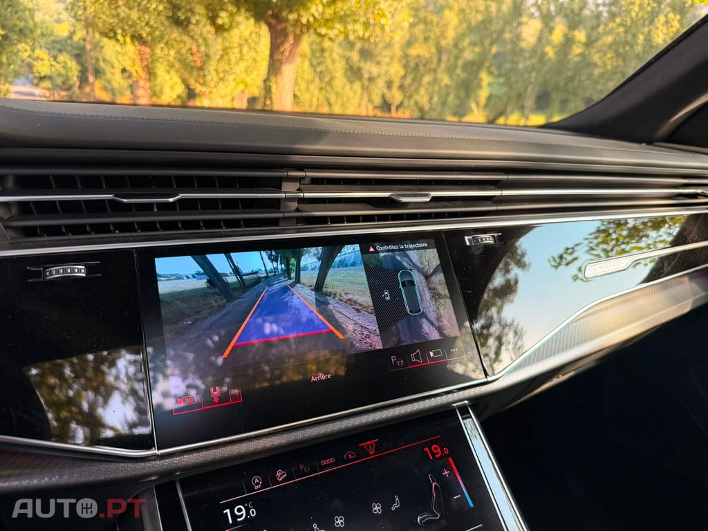 Audi RSQ8 4.0 TFSI quattro Tiptronic