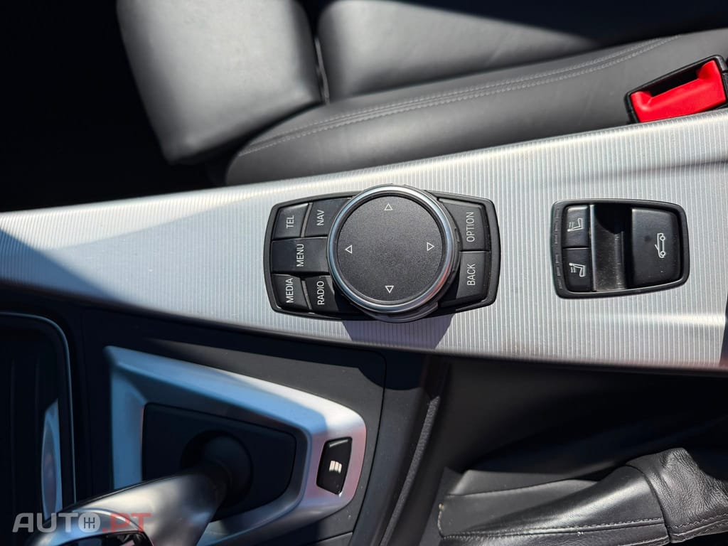 BMW M4 Auto