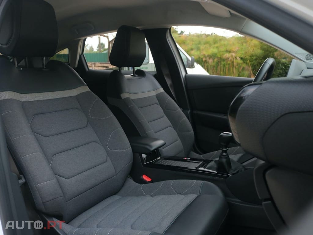 Citroen C4 1.2 PureTech Shine