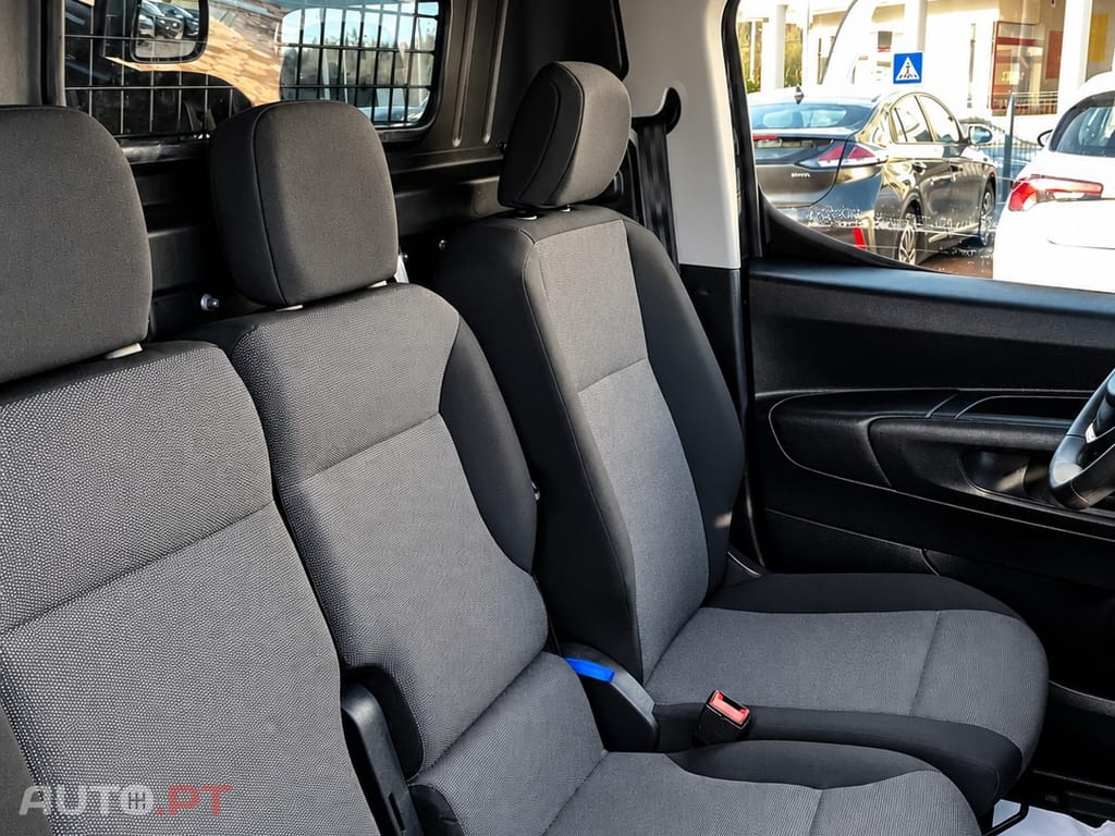 Peugeot Partner 1.5 BlueHDi Asphalt Longa EAT8