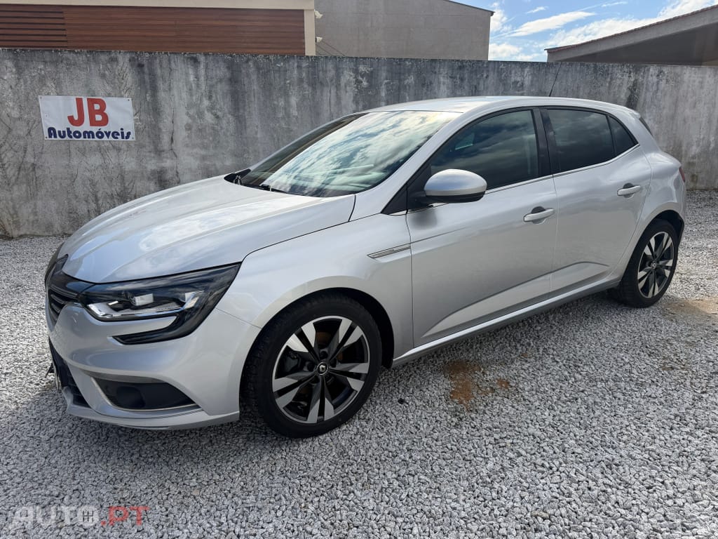 Renault Mégane 1.5 Blue dCi Intens