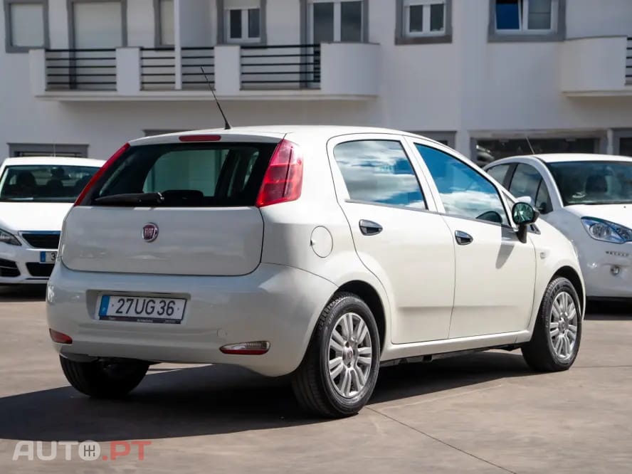 Fiat Punto 1.3 M-Jet Easy S&S — fotografia 4