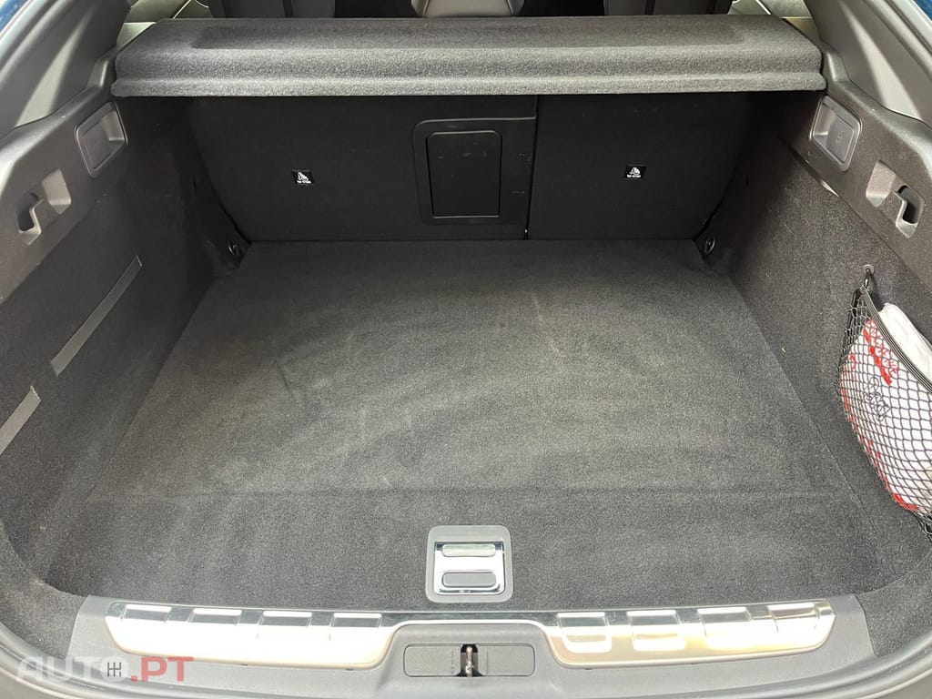Peugeot 408 PHEV 180 e-EAT8 GT I.V.A DEDUTIVEL 