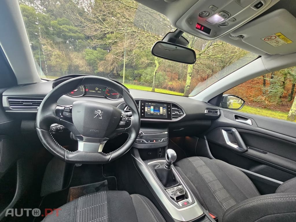 Peugeot 308 SW 1.6 BlueHDi Active J17