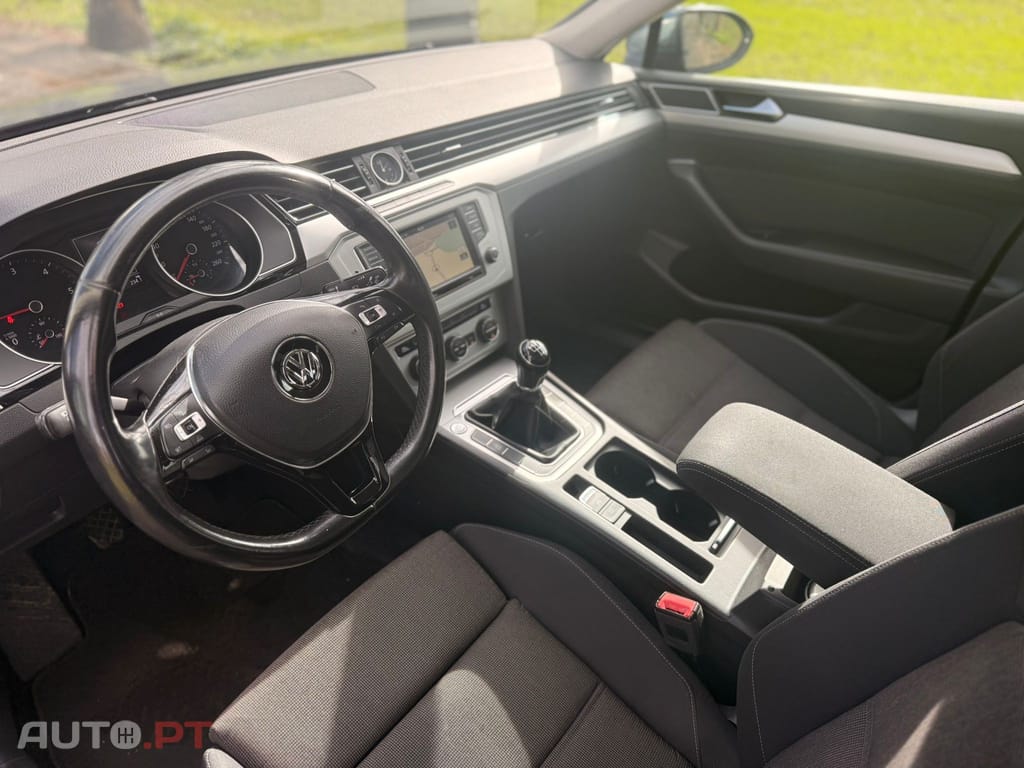 Volkswagen Passat 1.6 TDi Confortline