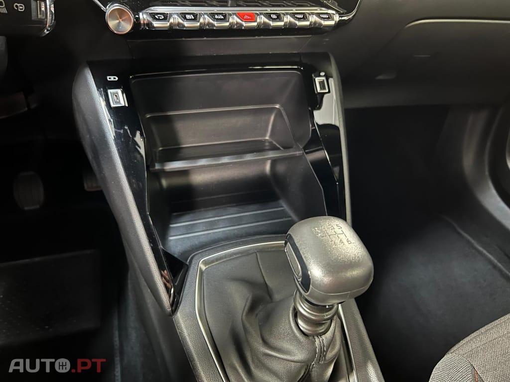 Peugeot 2008 1.2 PureTech 100cv Allure Pack
