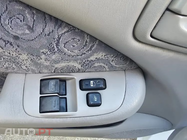 Toyota Corolla 2.0 D-4D Sol