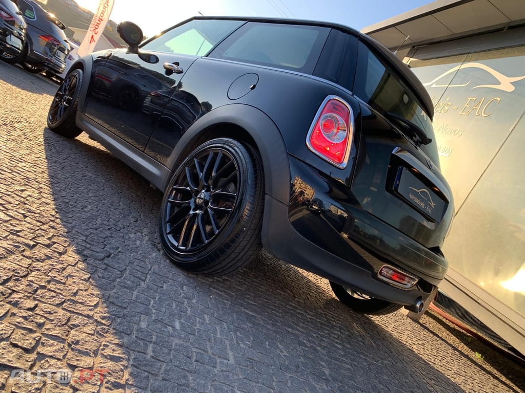 MINI One D