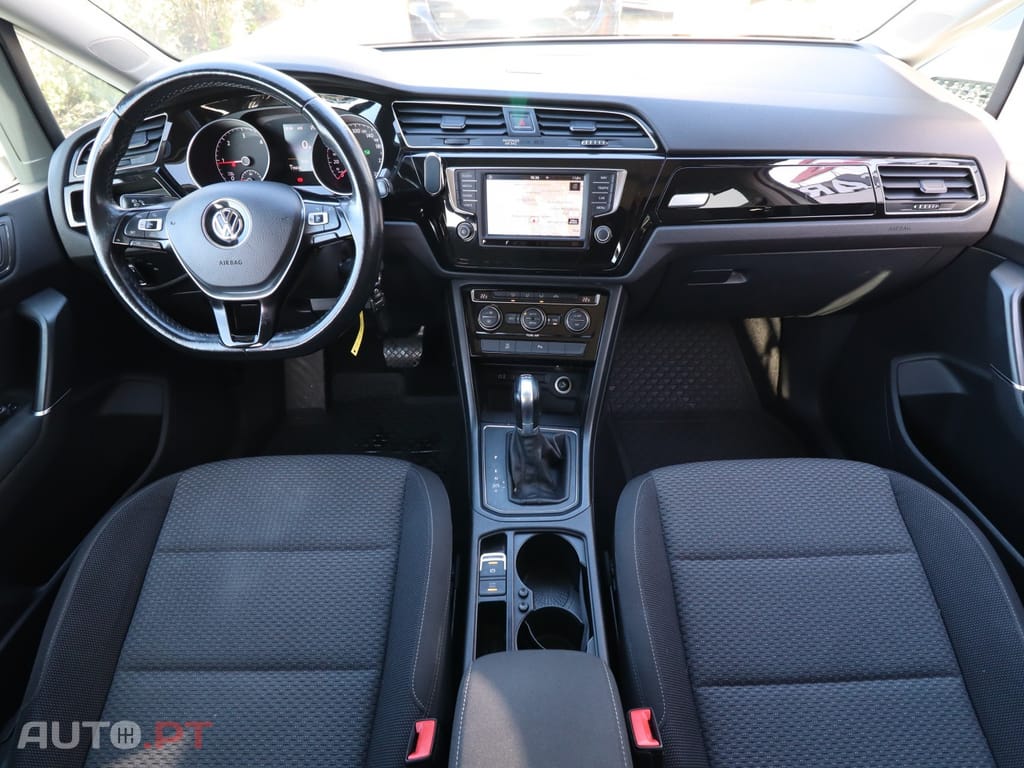 Volkswagen Touran R Line DSG