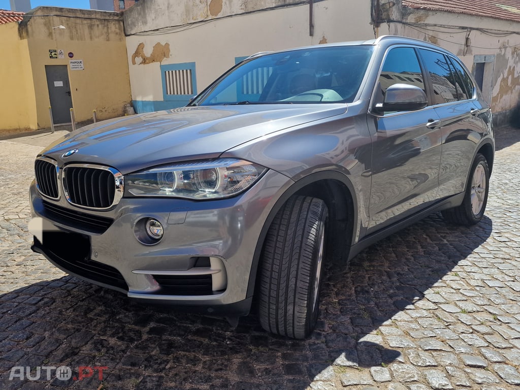 BMW X5 25 d sDrive Comfort 7L