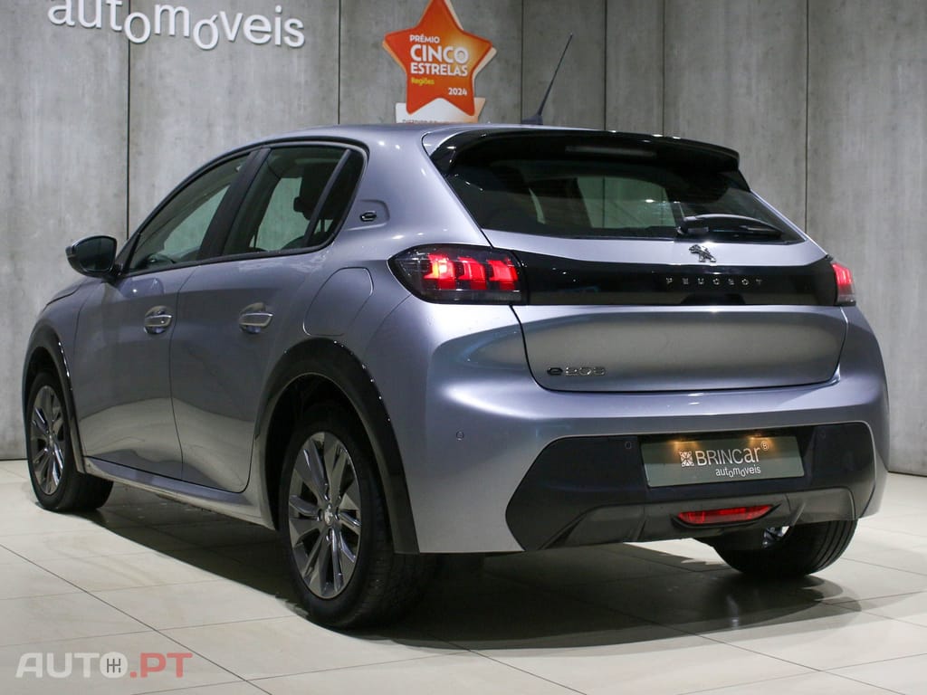 Peugeot E-208 50 kWh Allure Pack