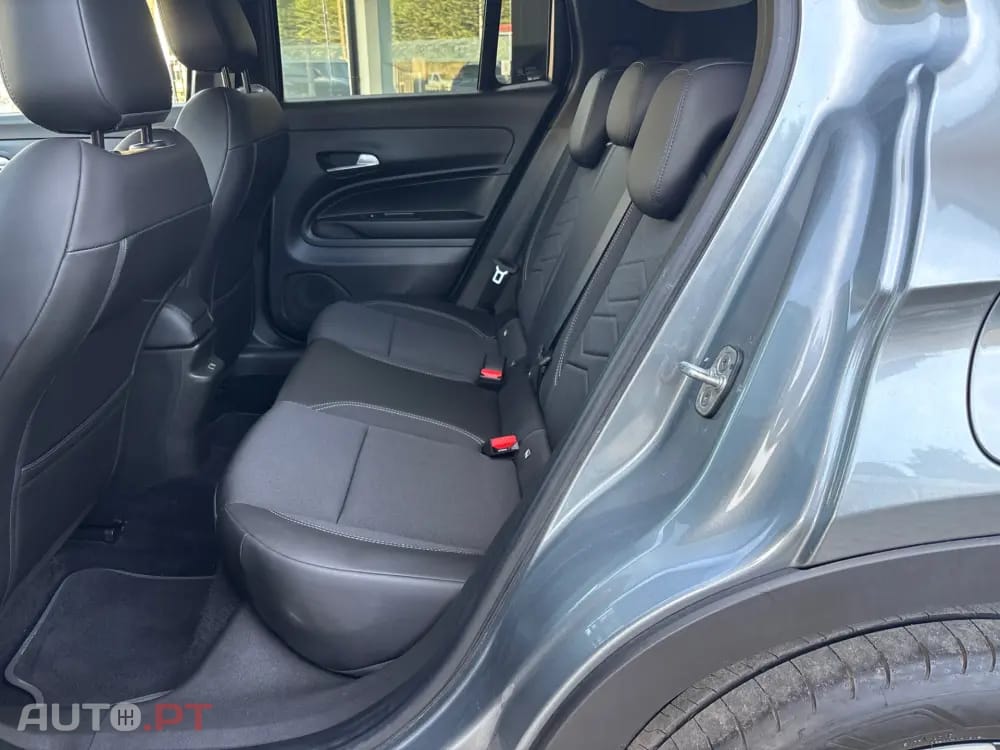 Jeep Avenger 54 kWh Summit