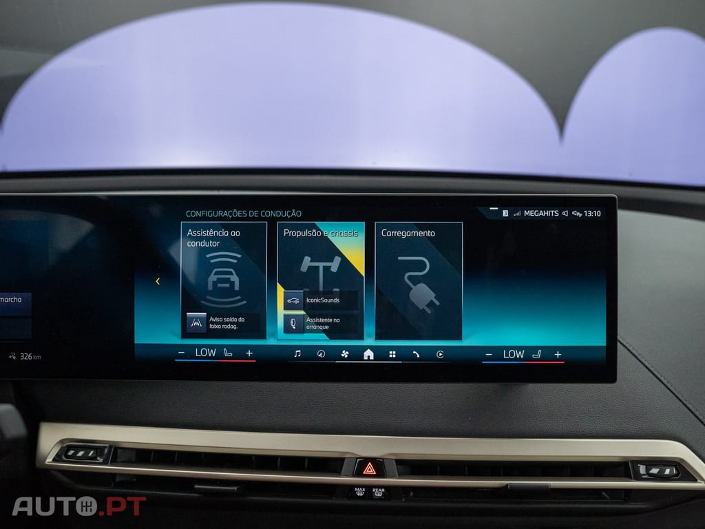 BMW iX xDrive 40