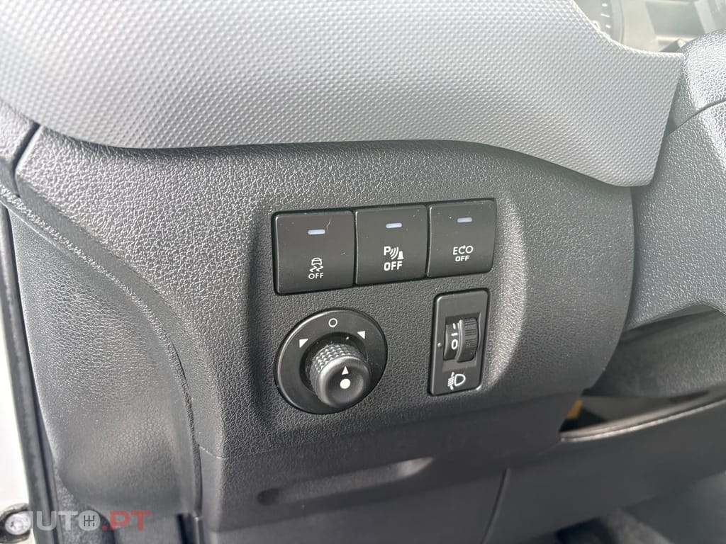 Peugeot Partner 1.6 BlueHDi L1 Premium 3L