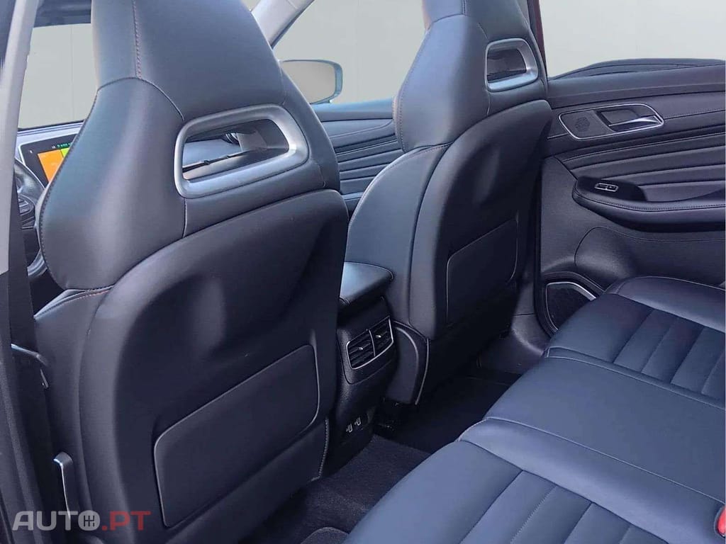 MG EHS LUXURY PHEV