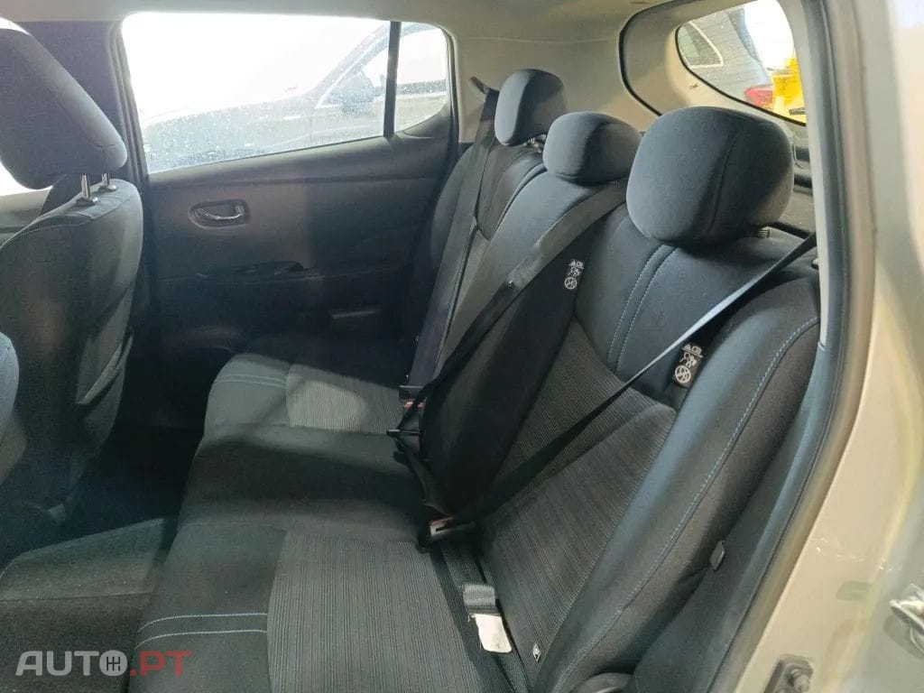 Nissan Leaf Acenta