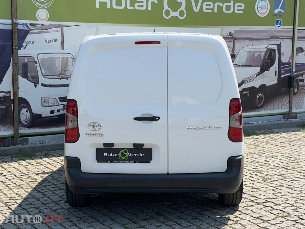 Toyota Proace City 1.2G L1 Comfort