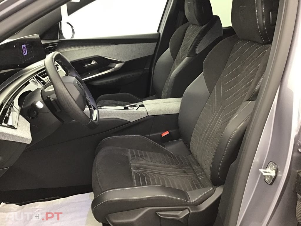 Peugeot 5008 1.2 Hybrid GT e-DCS6