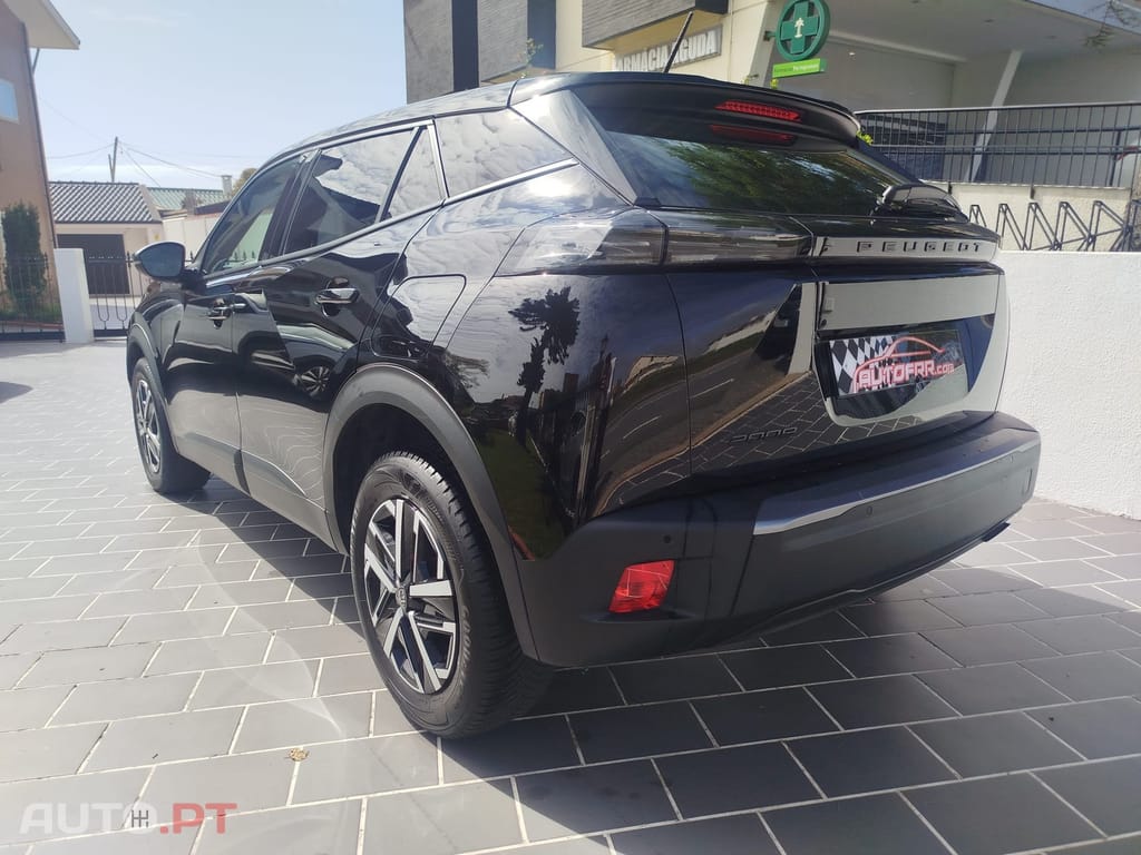 Peugeot 2008 1.2 PureTech Active Pack