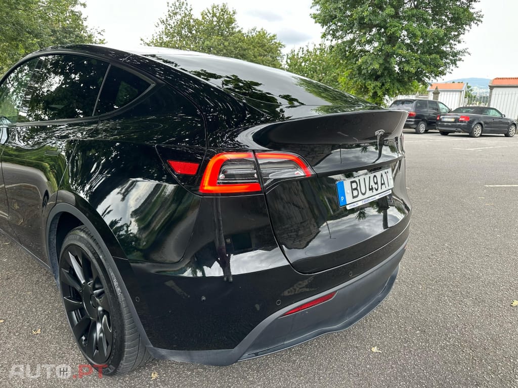 Tesla Model Y Long Range Tração Integral