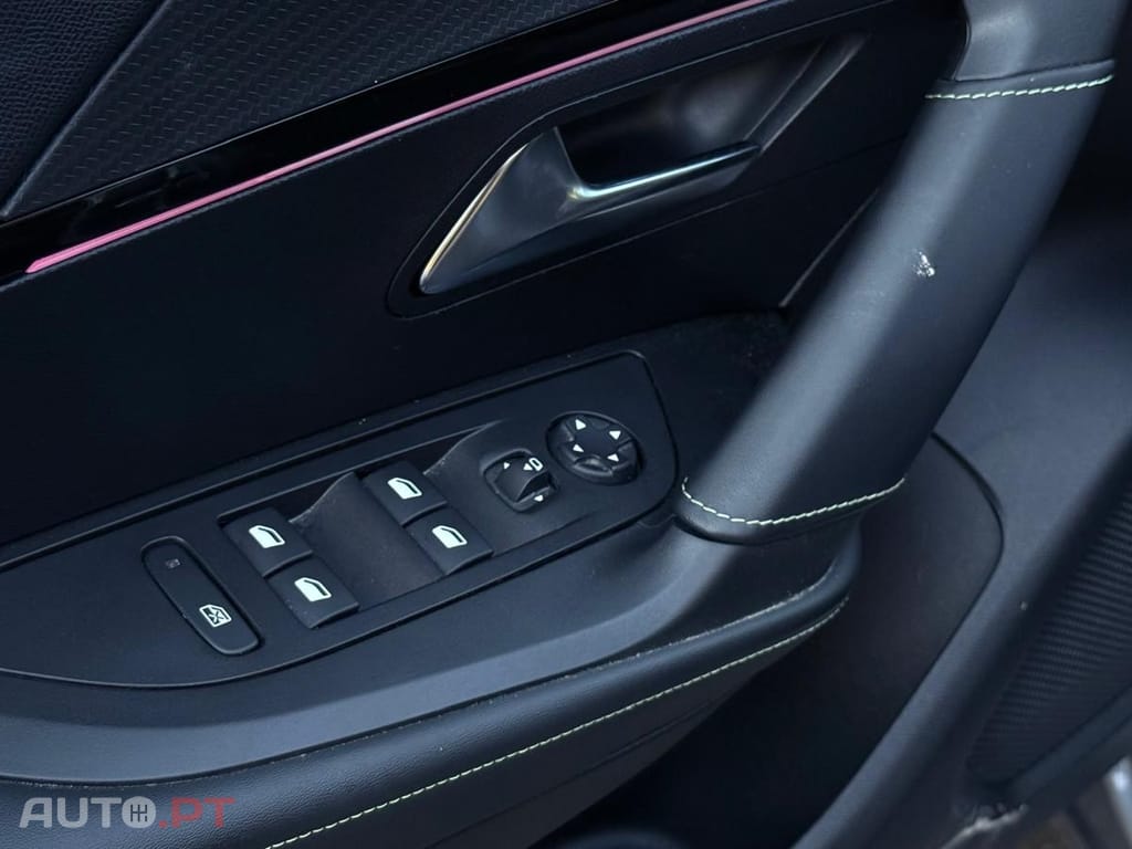 Peugeot 2008 1.2 PureTech GT Pack EAT8