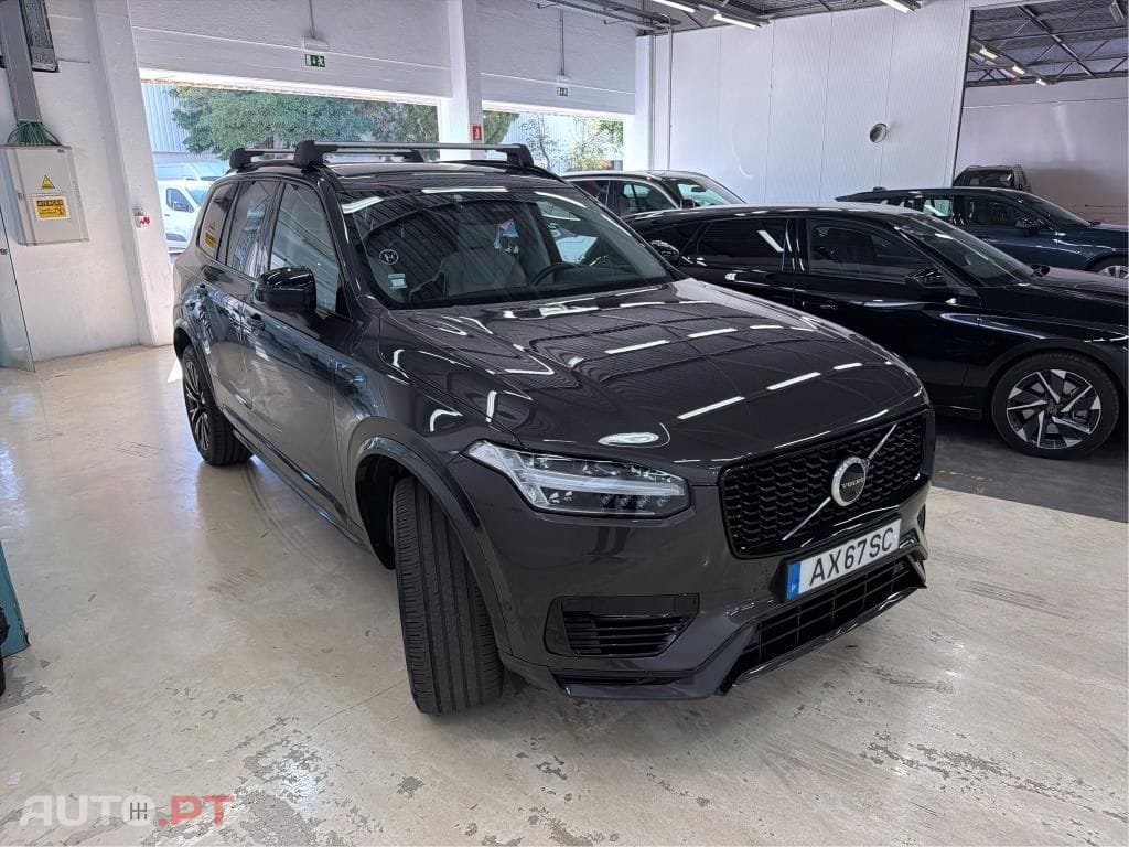 Volvo XC90 2.0 T8 PHEV Plus Dark AWD