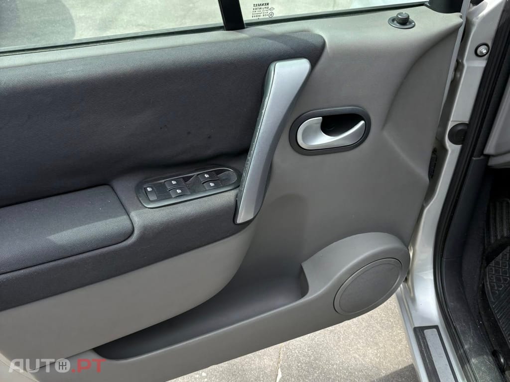 Renault Grand Scénic 𝗜𝗜 𝟭.𝟱 𝗱𝗖𝗶