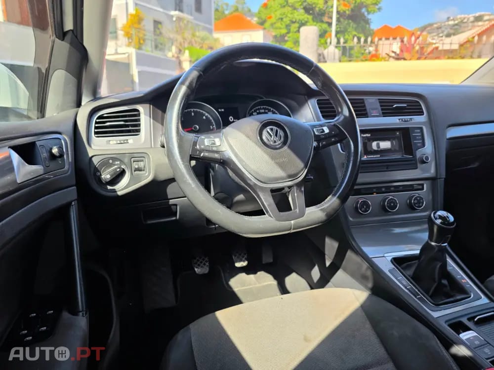 Volkswagen Golf 1.6 TDi Confortline