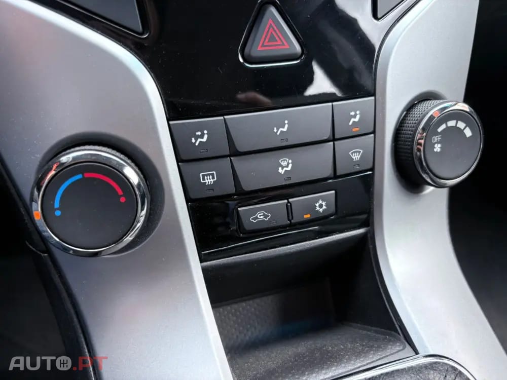 Chevrolet Cruze 1.6 LS