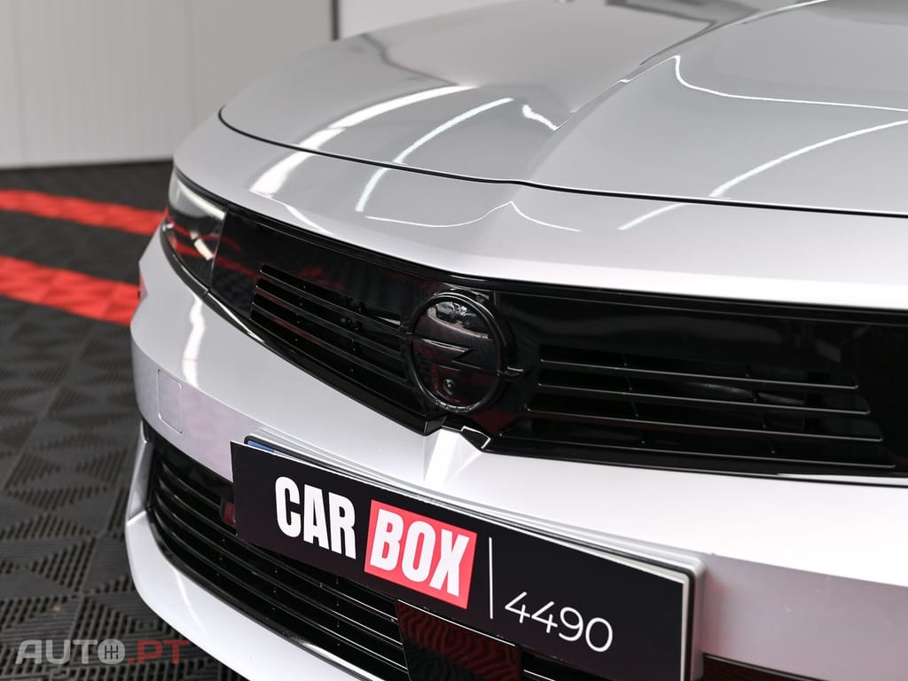 Opel Astra Sports Tourer 1.2 T GS Line