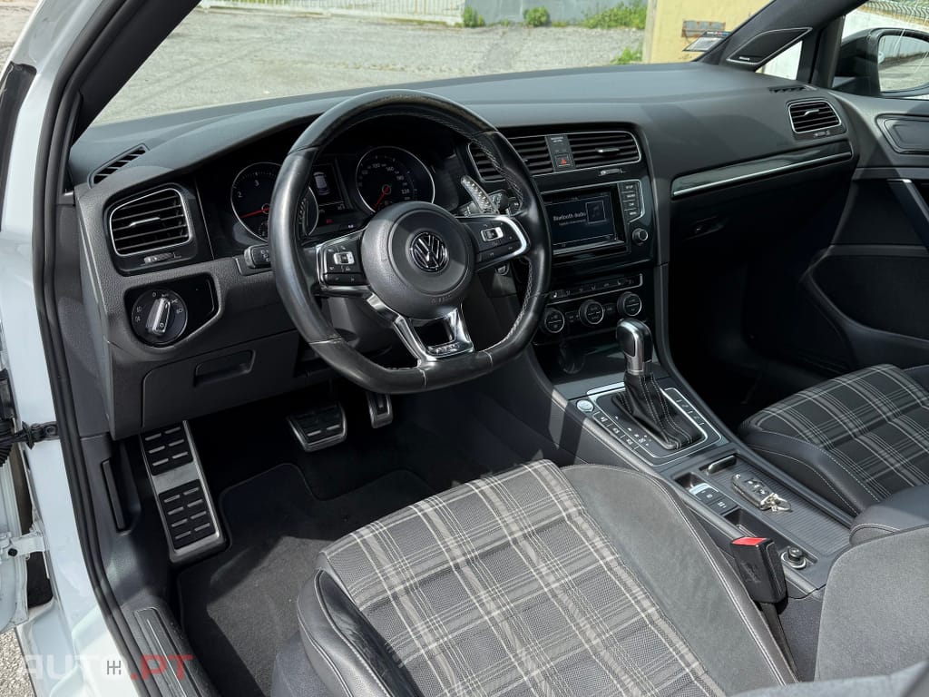 Volkswagen Golf 2.0 TDi GTD DSG