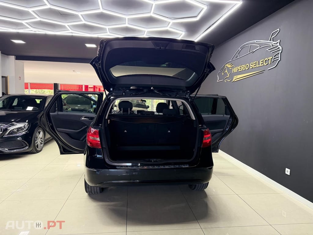 Mercedes-Benz B 180 d Progressive