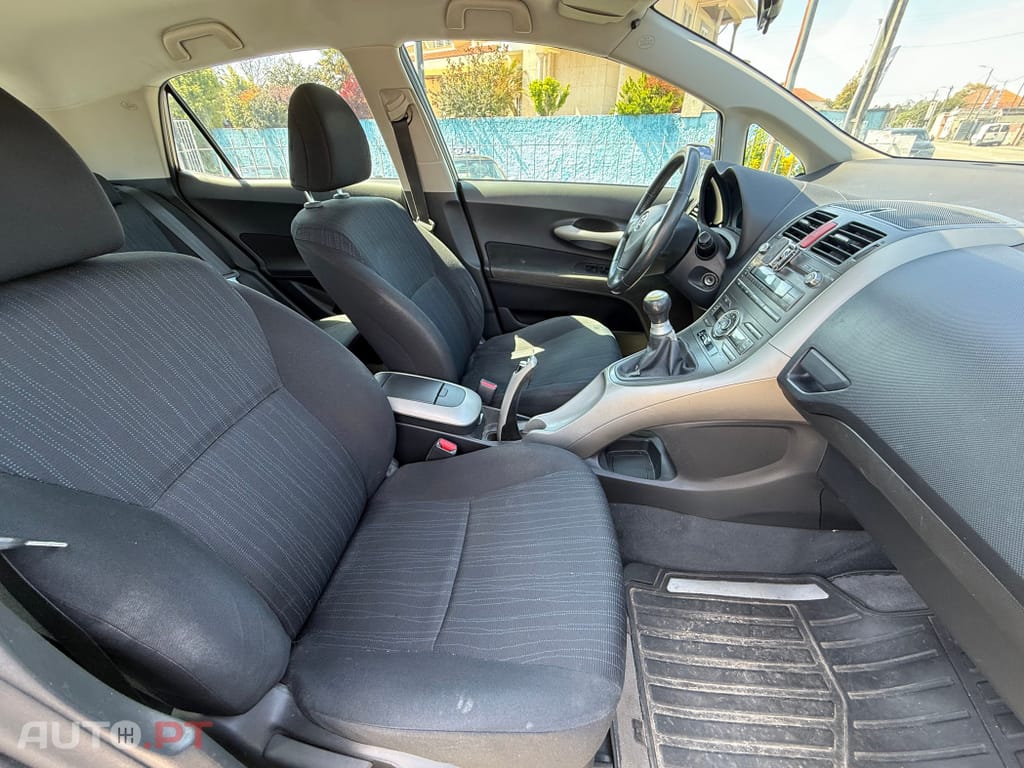 Toyota Auris 1.4 D4D