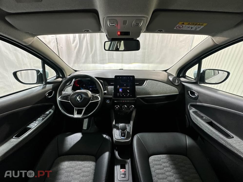 Renault Zoe (c/ Bateria) EV50 135hp Techno