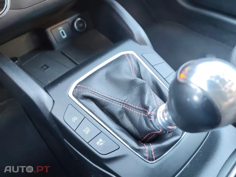 Ford Focus SW 1.0 EcoBoost MHEV ST-Line Design SIP