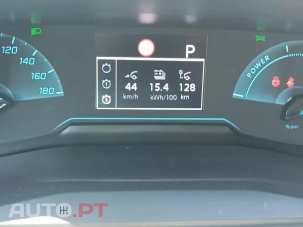 Peugeot E-208 50 KWh Active Pack