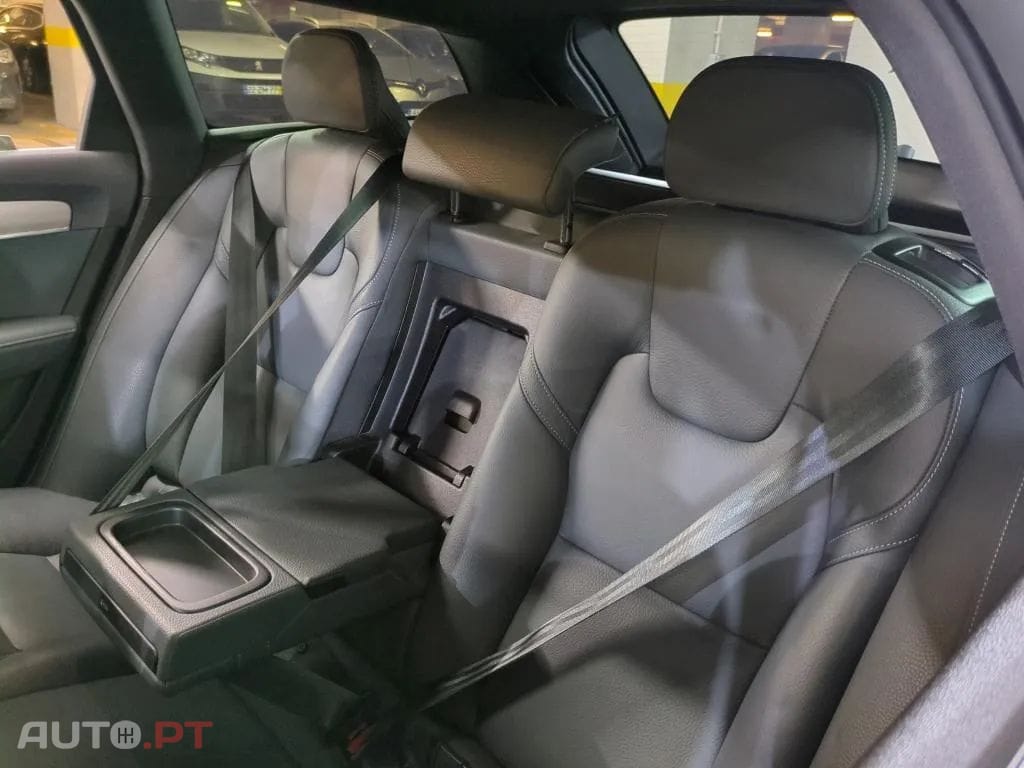 Volvo V90 2.0 T8 PHEV Inscription Expression AWD