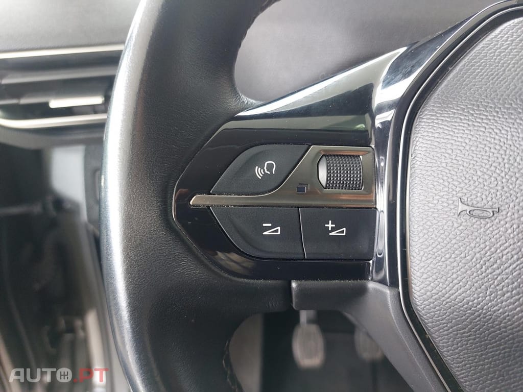 Peugeot 3008 1.5 BlueHDi Allure