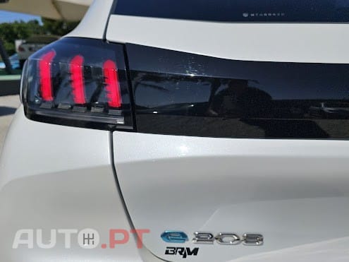 Peugeot E-208 Active Pack