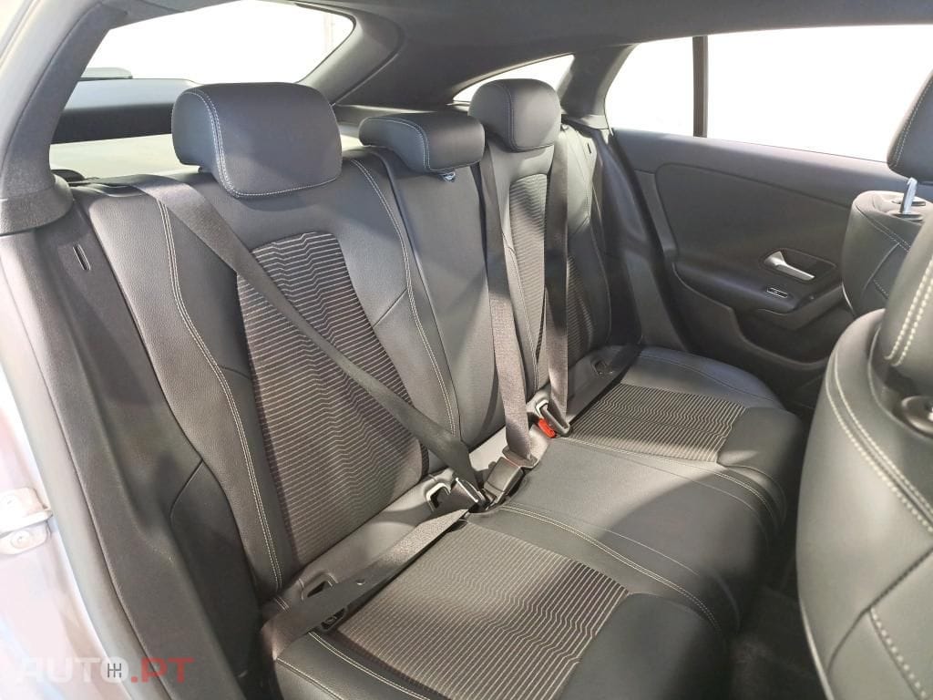 Mercedes-Benz CLA 250 e Shooting Brake Style Plus