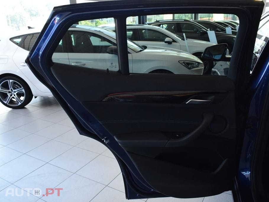 BMW X2 16 d sDrive Auto