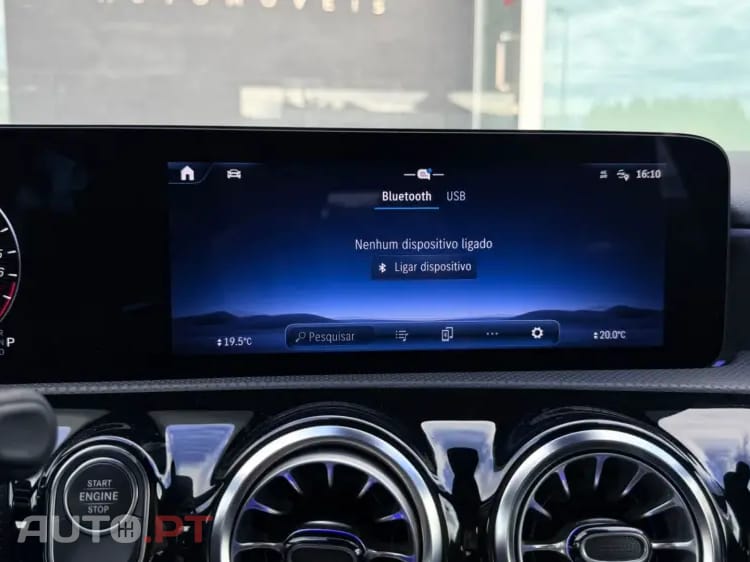 Mercedes-Benz A 250 e AMG Line