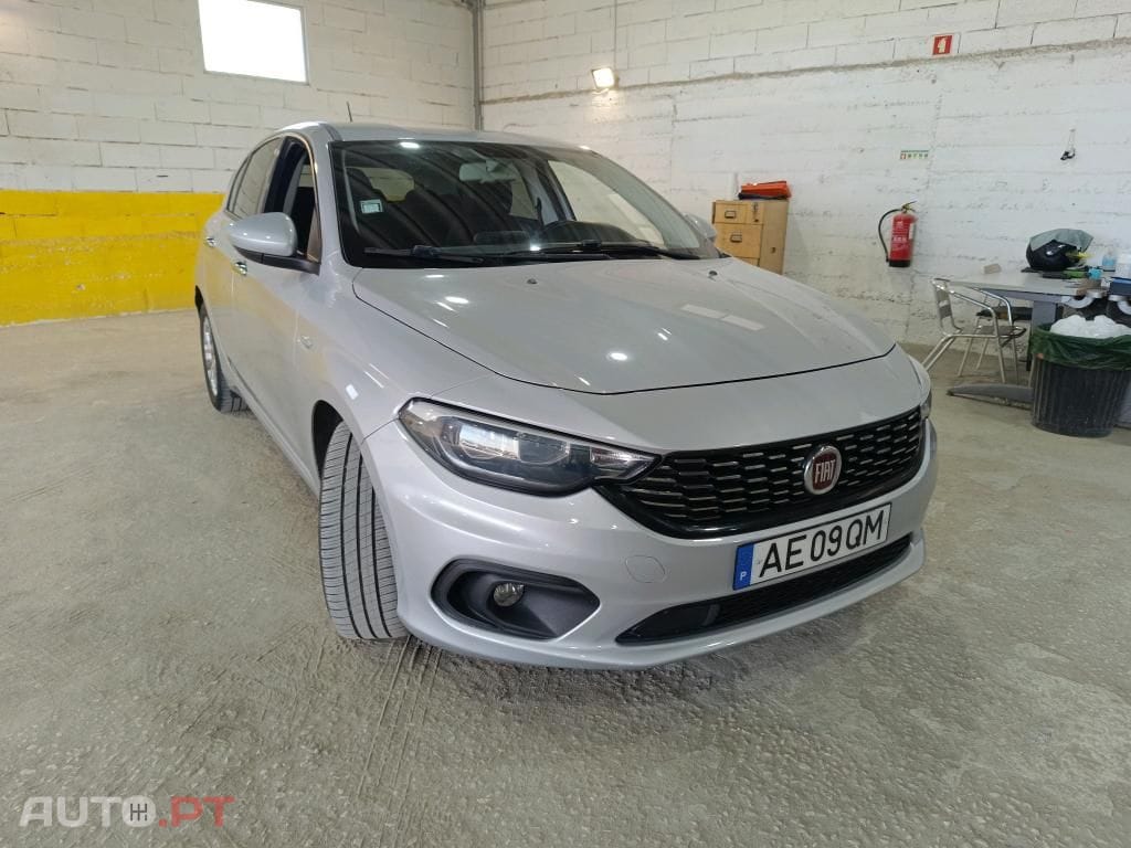 Fiat Tipo 1.3 M-Jet Lounge