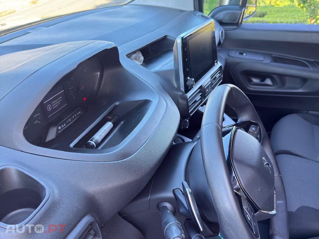 Peugeot Partner 1.6 BlueHDI  , 130cv , automática 8 velocidades