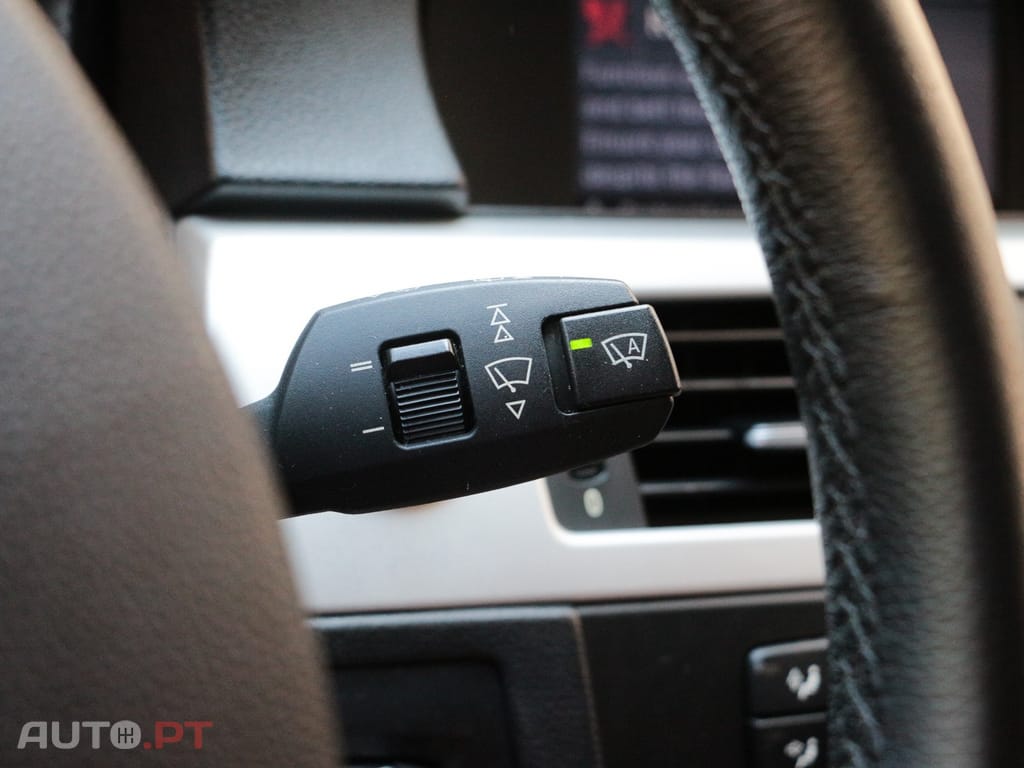 BMW 320 d Touring Navigation Sport
